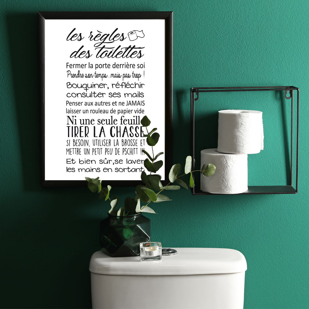 Poster les règles des toilettes