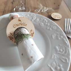 rond de serviette en bois personnalisé table noël