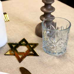 Art de la table judaïque étoile de David plexi or